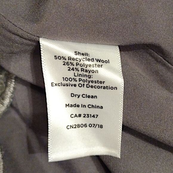 Talbots Wool Blend Sequined Pencil Skirt w/ Scallop Hem, Size 8, Gray/Silver NWT - Picture 7 of 8